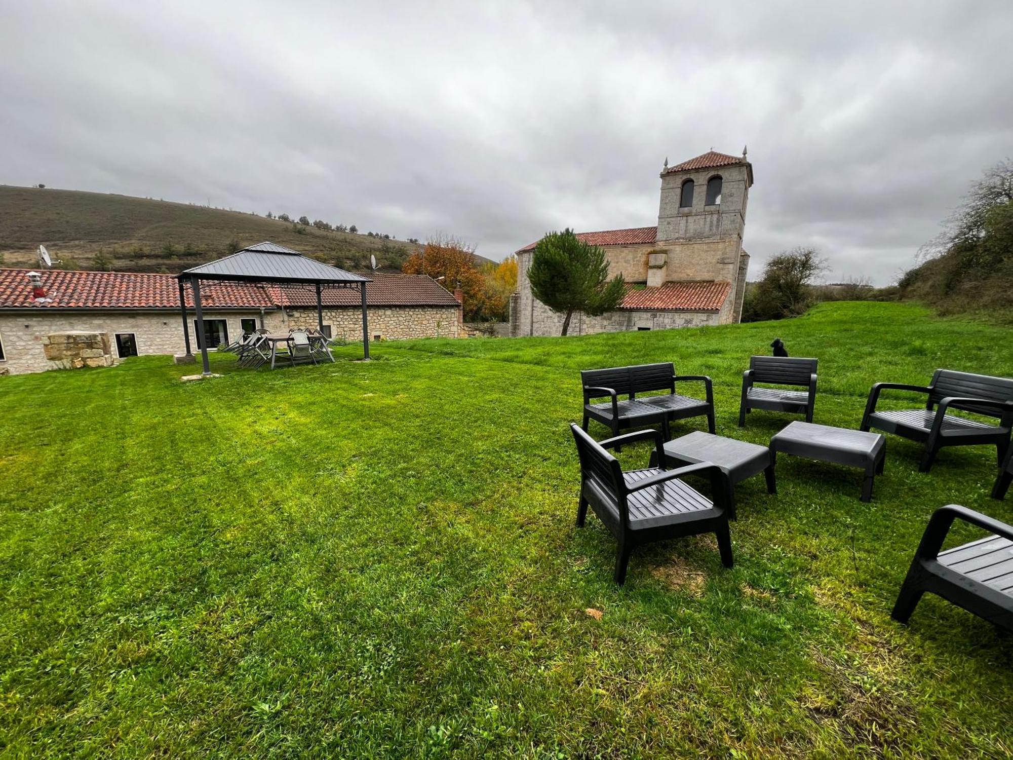 El Pecu Casa Rural Starfamiliar Bustillo Del Paramo ภายนอก รูปภาพ